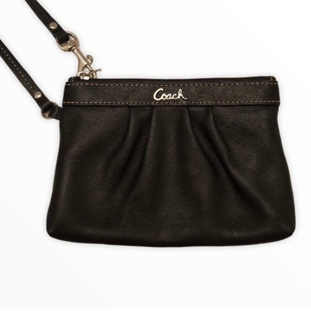 Coach Ashley Black Leather Wristlet Zip Up